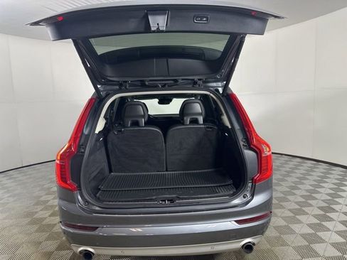 Used 2018 Volvo XC90 T5 Momentum w/ Convenience Package AWD/4WD image 7