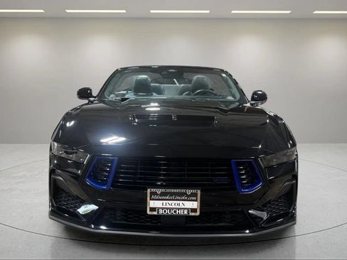 Used 2025 Ford Mustang GT RWD image 17