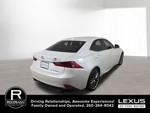 Used 2015 Lexus IS 250 AWD image 6
