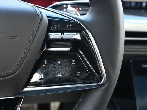 Used 2026 Cadillac Escalade V image 37