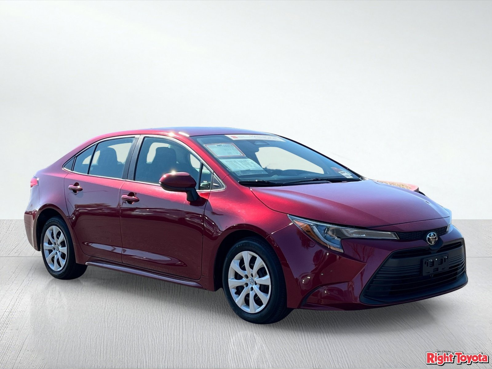 Certified 2025 Toyota Corolla LE FWD image 9