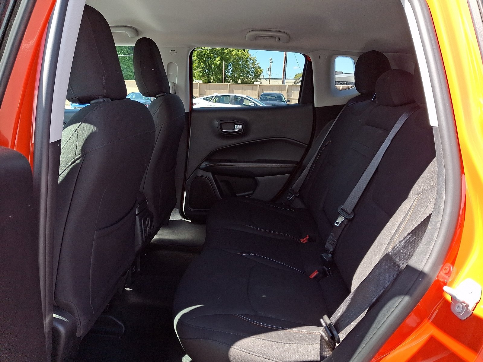 Used 2018 Jeep Compass Sport AWD/4WD image 11