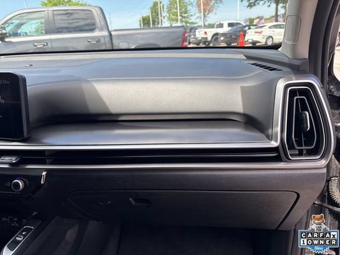 Used 2024 Kia Sorento S FWD image 53