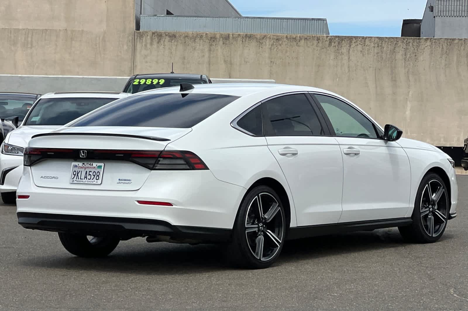 Used 2024 Honda Accord Sport image 2