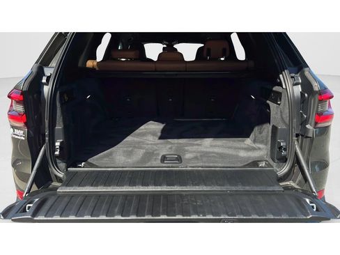 Used 2022 BMW X5 sDrive40i w/ Premium Package RWD image 9