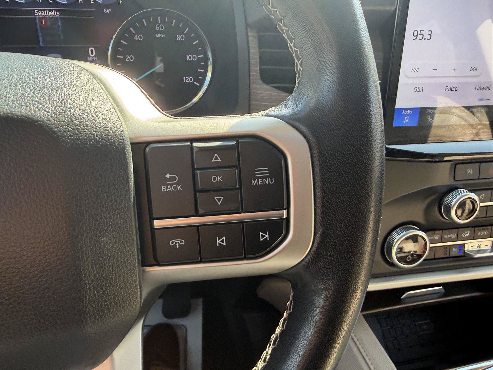 Used 2024 Ford Expedition Limited AWD/4WD image 14