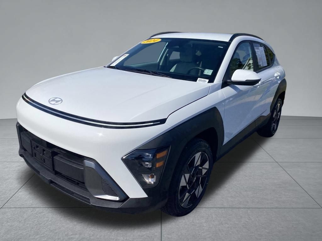 Used 2024 Hyundai Kona SEL AWD/4WD image 2