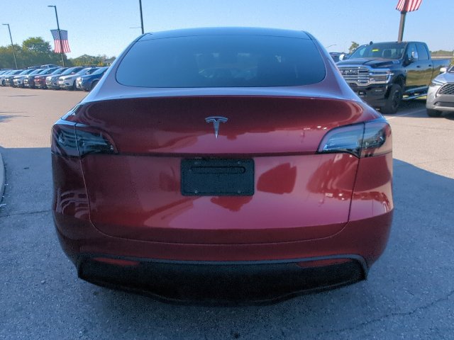 Used 2024 Tesla Model Y Long Range RWD image 28