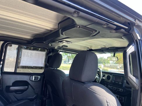 Used 2020 Jeep Gladiator Sport w/ Quick Order Package 24S image 32