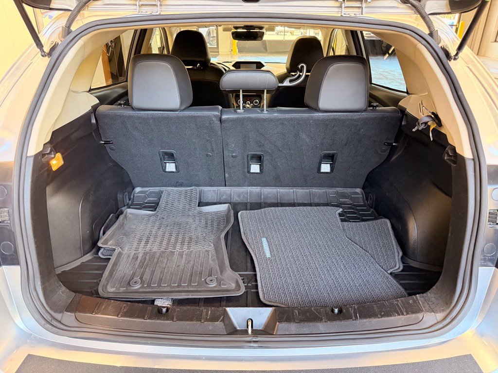 Used 2019 Subaru Crosstrek 2.0i Limited w/ Moonroof Package w/Navigation AWD/4WD image 9