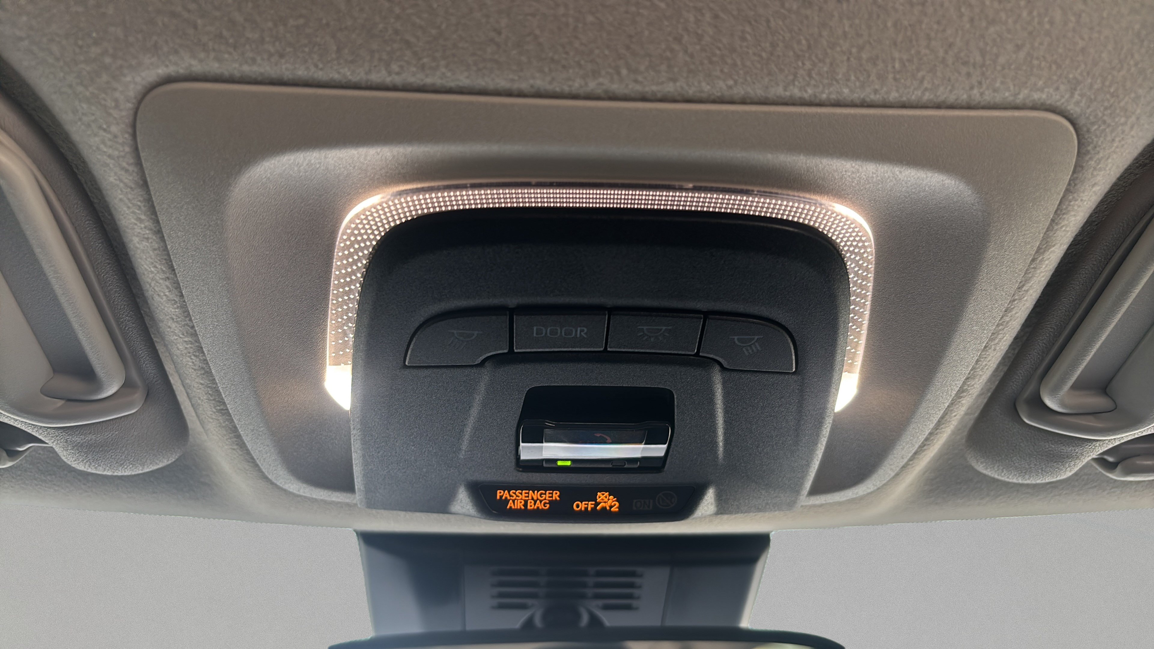 Used 2025 Toyota Corolla LE FWD image 27
