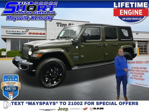 Used 2023 Jeep Wrangler Unlimited Sahara w/ Cold Weather Group AWD/4WD image 1