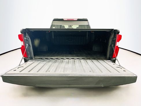 Used 2019 Chevrolet Silverado 1500 Custom w/ Custom Max Trailering Package AWD/4WD image 27