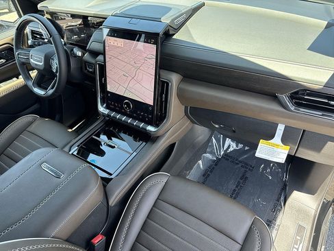 New 2026 GMC Yukon XL Denali Ultimate AWD/4WD image 31