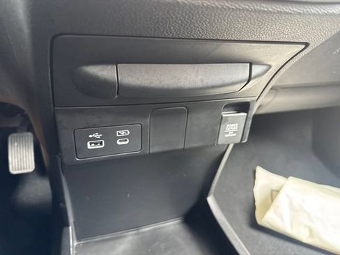 Used 2025 Honda Odyssey Sport-L image 27