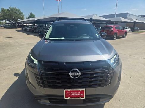 New 2026 Nissan Pathfinder SV FWD image 8
