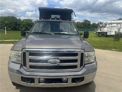 Used 2006 Ford F450 Lariat image 2