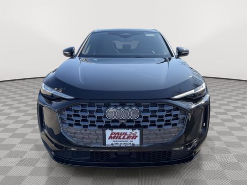 Used 2025 Audi Q5 Premium Plus image 2