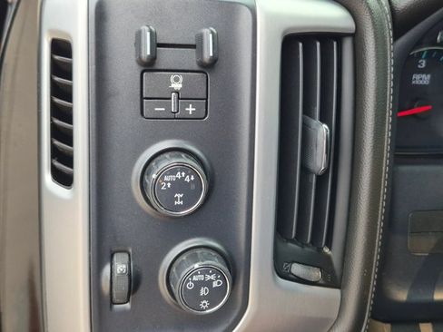 Used 2018 GMC Sierra 1500 SLT AWD/4WD image 24