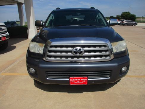 Used 2008 Toyota Sequoia Limited RWD image 12