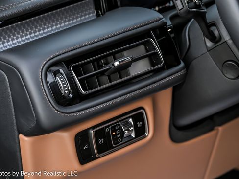 Used 2025 Lincoln Aviator Black Label w/ Jet Appearance Package image 32