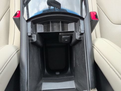 Used 2016 Ford Edge Titanium w/ Equipment Group 301A FWD image 31