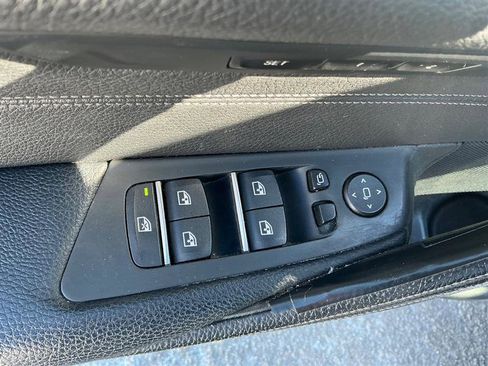 Used 2017 BMW 540i xDrive AWD/4WD image 20