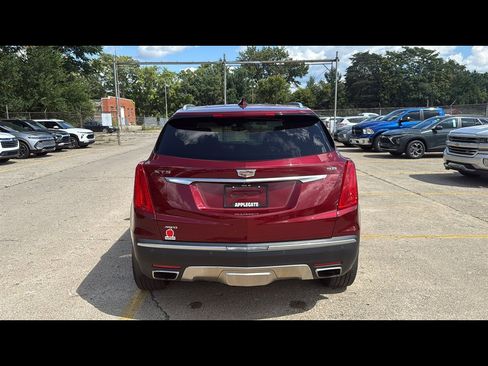 Used 2017 Cadillac XT5 Platinum image 30