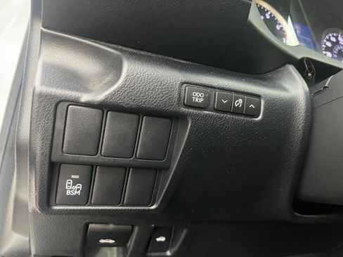 Used 2015 Lexus IS 250 image 26