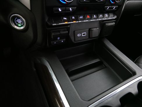 Certified 2020 Chevrolet Silverado 1500 RST w/ All-Star Edition AWD/4WD image 29