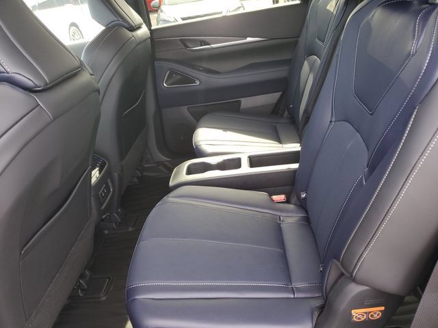 Certified 2026 INFINITI QX60 Sport w/ Dark Cargo Package AWD/4WD image 13