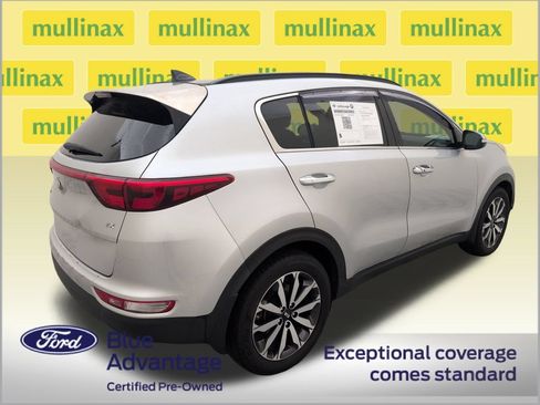 Used 2019 Kia Sportage EX w/ EX Technology Package FWD image 3