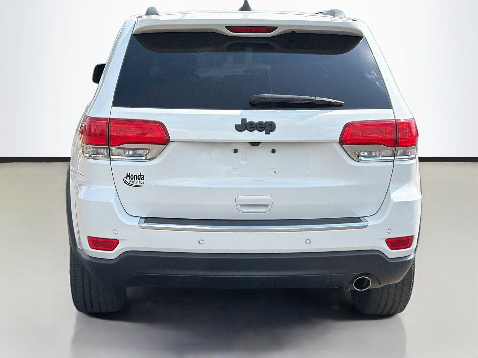 Used 2018 Jeep Grand Cherokee Limited w/ Luxury Group II RWD image 6