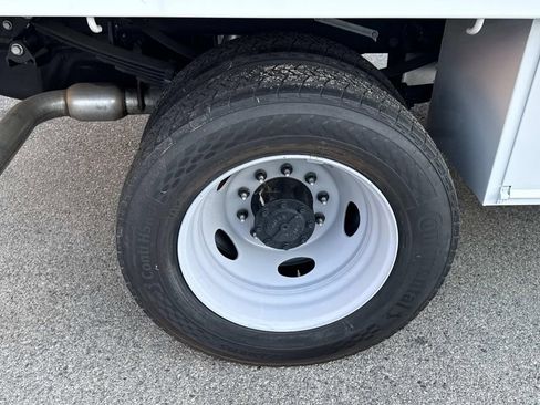 New 2024 Ford F450 XL image 8