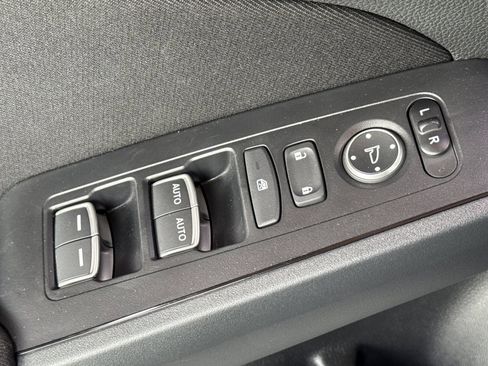 Used 2025 Honda Civic Sport image 14