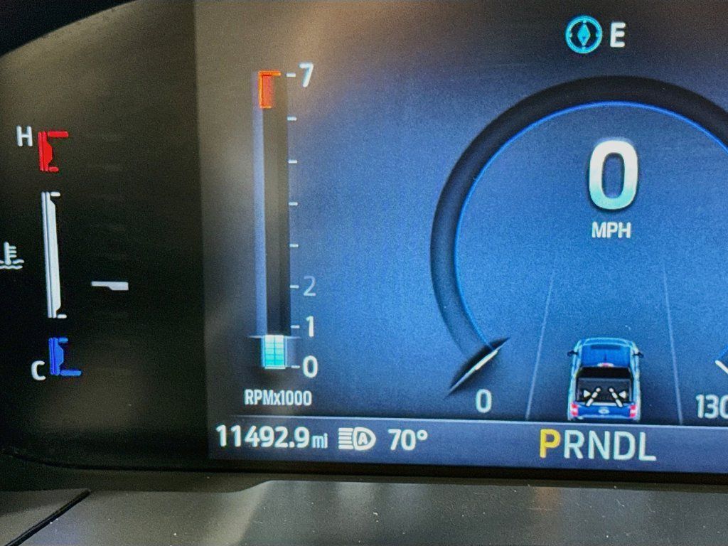 Used 2025 Ford Maverick XLT w/ XLT Luxury Package AWD/4WD image 25