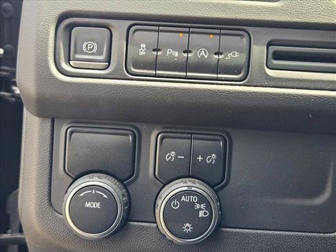 Used 2021 Chevrolet Tahoe LT RWD image 11