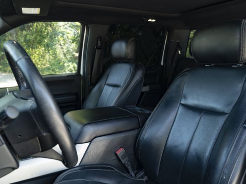 Used 2020 Ford F150 Lariat AWD/4WD image 17