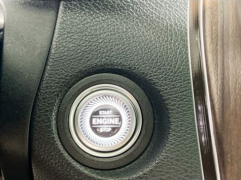 Used 2019 Mercedes-Benz C 300 Coupe image 24