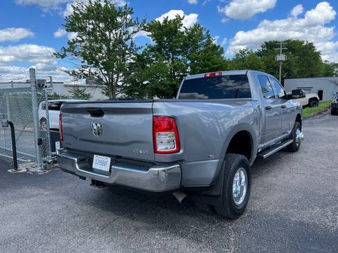 Used 2020 RAM 3500 Tradesman w/ Chrome Appearance Group AWD/4WD image 3