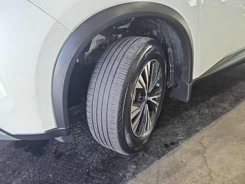 Certified 2023 Nissan Rogue SV w/ SV Premium B Package AWD/4WD image 33