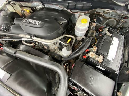 Used 2017 RAM 3500 Tradesman w/ Chrome Appearance Group image 29