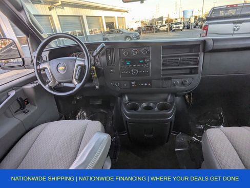 Used 2017 Chevrolet Express 3500 LT w/ LT Preferred Equipment Group image 17