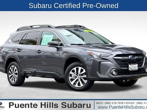 Certified 2025 Subaru Outback Premium AWD/4WD image 1