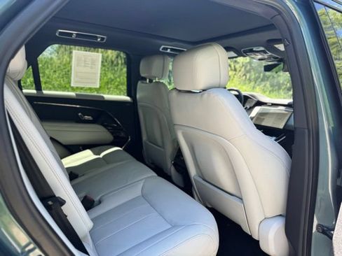 Certified 2025 Land Rover Range Rover Sport SE AWD/4WD image 16