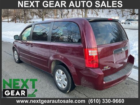 Used 2009 Dodge Grand Caravan SE w/ Climate Group image 4