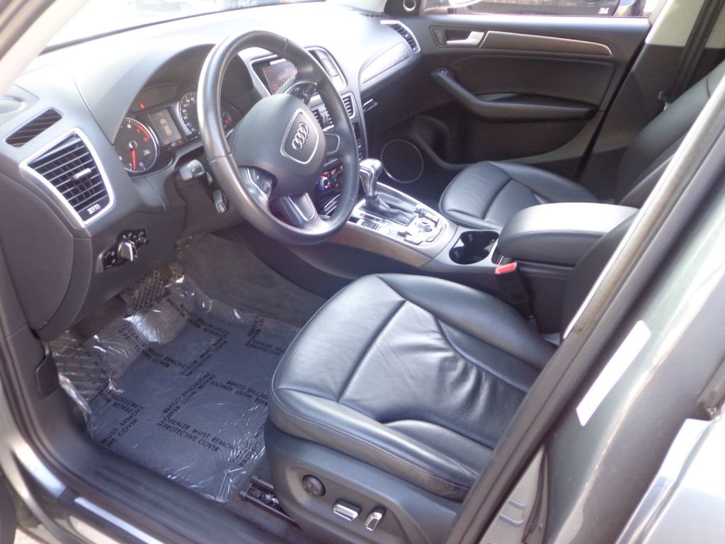 Used 2015 Audi Q5 2.0T Premium Plus w/ Technology Package AWD/4WD image 15
