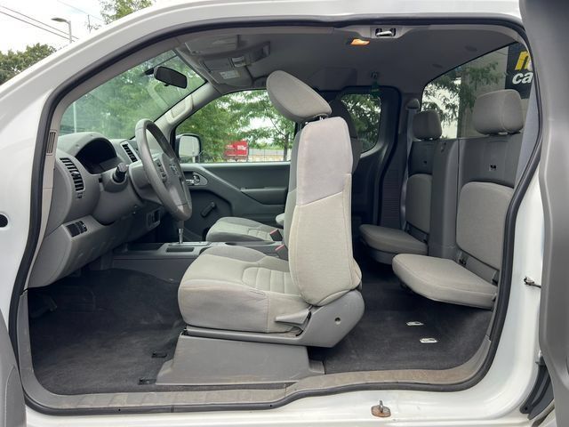 Used 2019 Nissan Frontier S RWD image 4