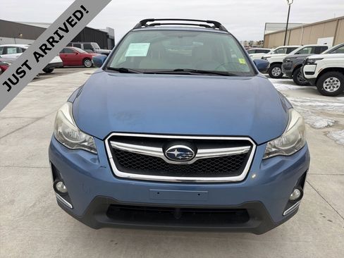 Used 2016 Subaru Crosstrek 2.0i Limited w/ Popular Package #1 image 2