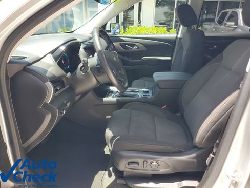 Used 2019 Chevrolet Traverse LT FWD image 19